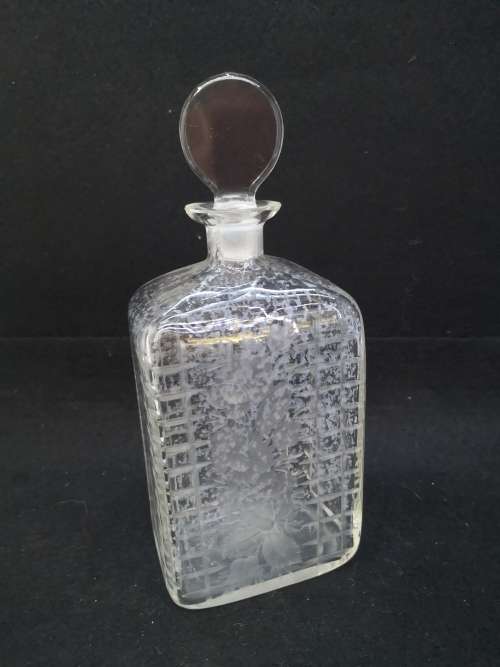 Glass decanter