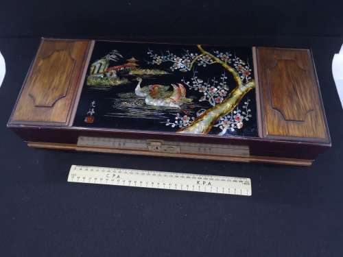 Lovely LARGE vintage Japanese musical jewelry box with dancing ballerina Black Lacquer Abalone inlay