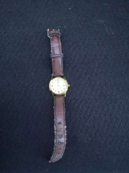 Casio ladies watch  keeps perfect time - strap was replaced see last photos