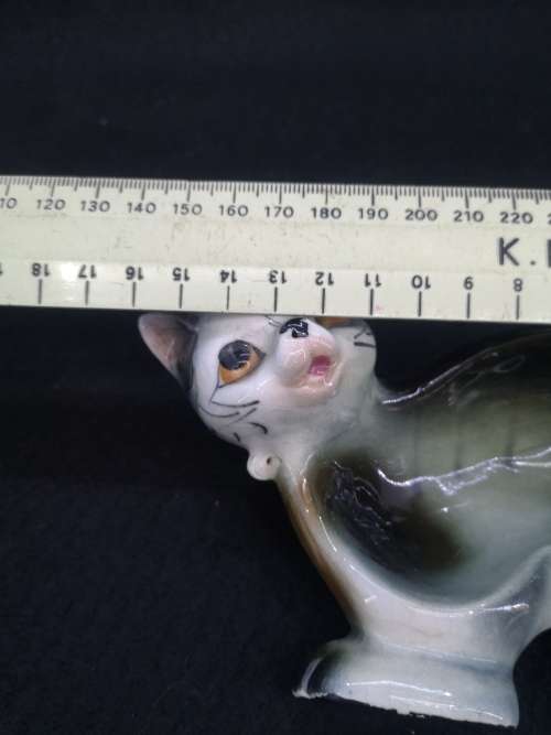 Vintage unique ceramic cat bowl/ashtray