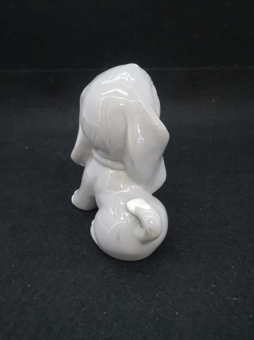 Vintage beautiful dog with puppy eyes ornament