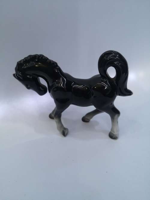 Vintage beautiful Kingsway horse  ornament