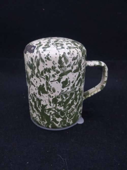 Enamel splatterware shaker