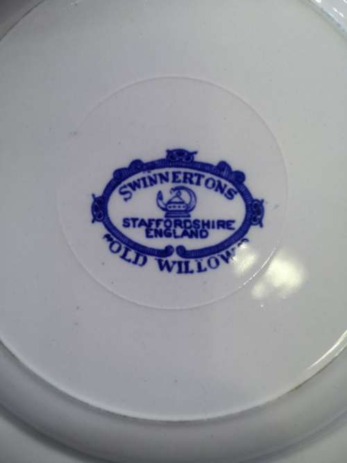 Swinnertons Staffordshire England Trio `Old willow`