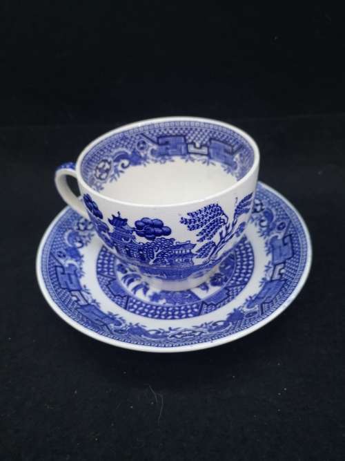 Swinnertons Staffordshire England cup and saucer `Old willow`