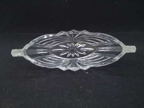 Pretty art deco glass bowl - slight chip on one side - hardly visible