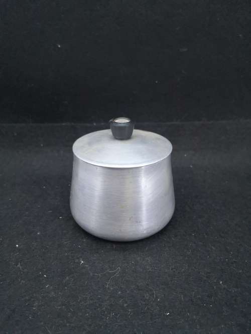 Aluminum sugar pot