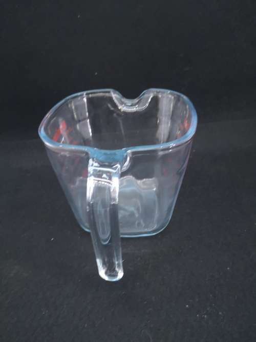 Vintage Marinex measuring jug 1l