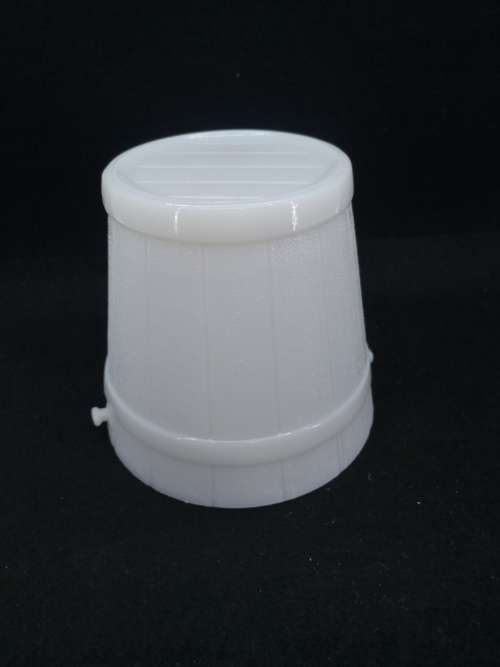 Milk glass bucket