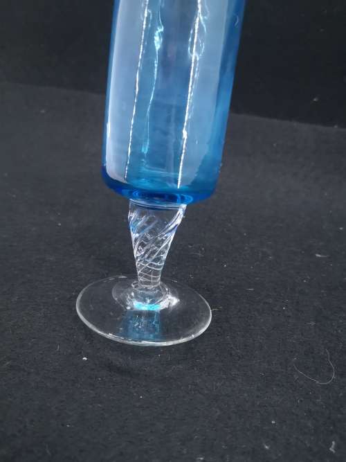 Vintage turquois glass vase