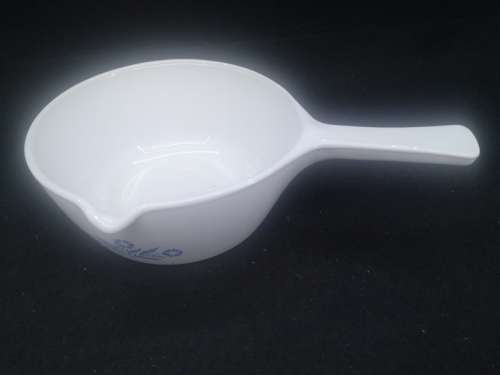 Corningware Blue Cornflower 2 1/2 cup P-89-B saucepan with spout