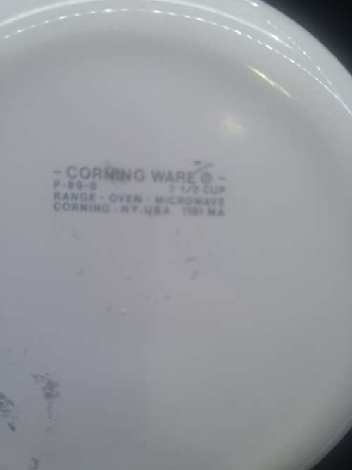 Corningware Blue Cornflower 2 1/2 cup P-89-B saucepan with spout