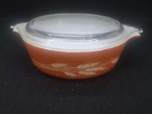 Pyrex wheat pattern bowl and lid