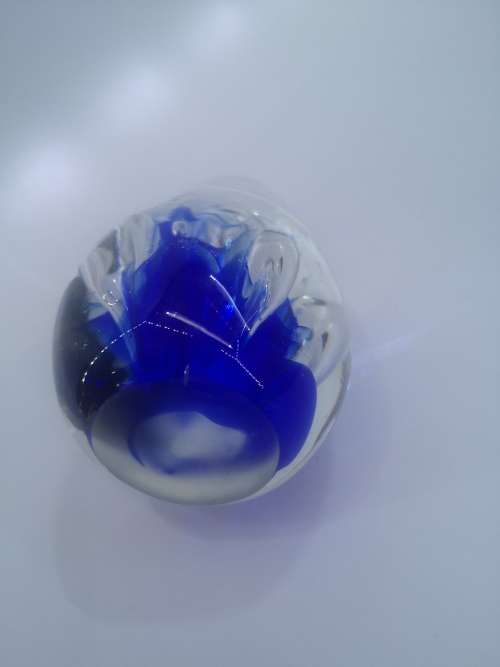 Art Glass egg paperweight
