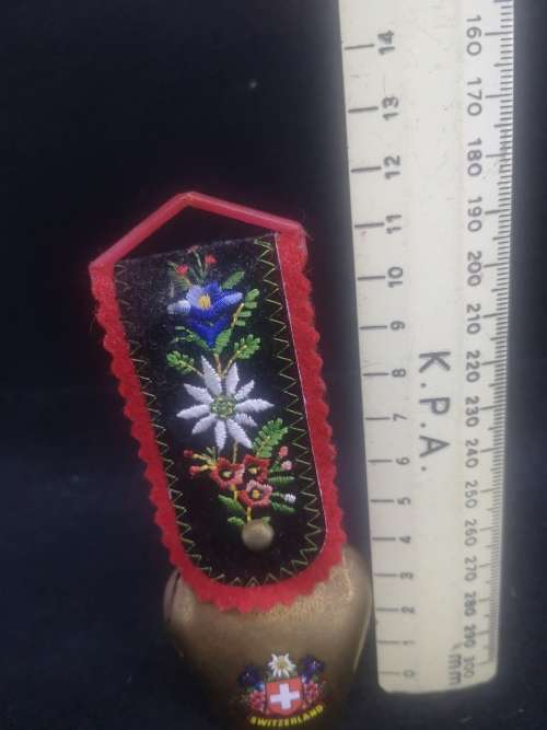 Small cow bell Switzerland embroidered