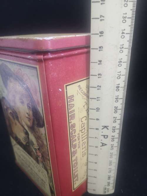 T Hill Mansfield`s Capillaris tin