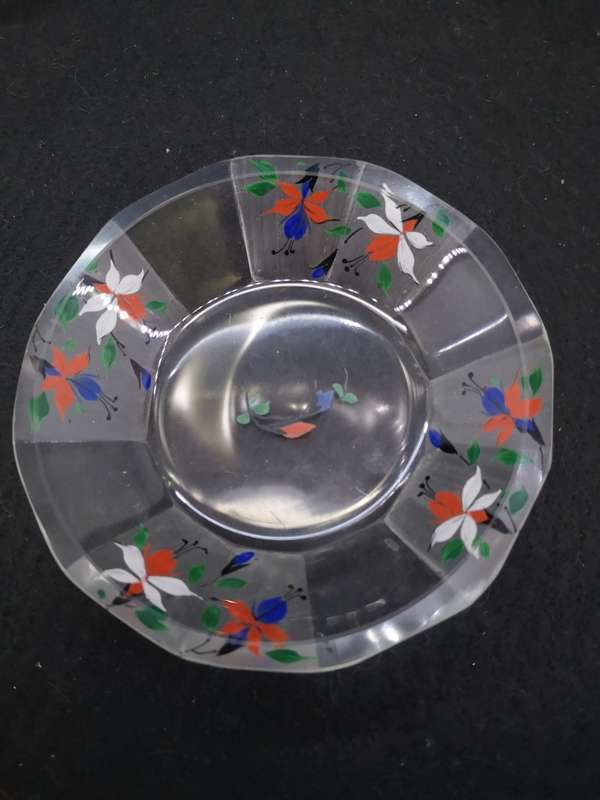 Heavy and thick glass plate with two side plates - hand painted