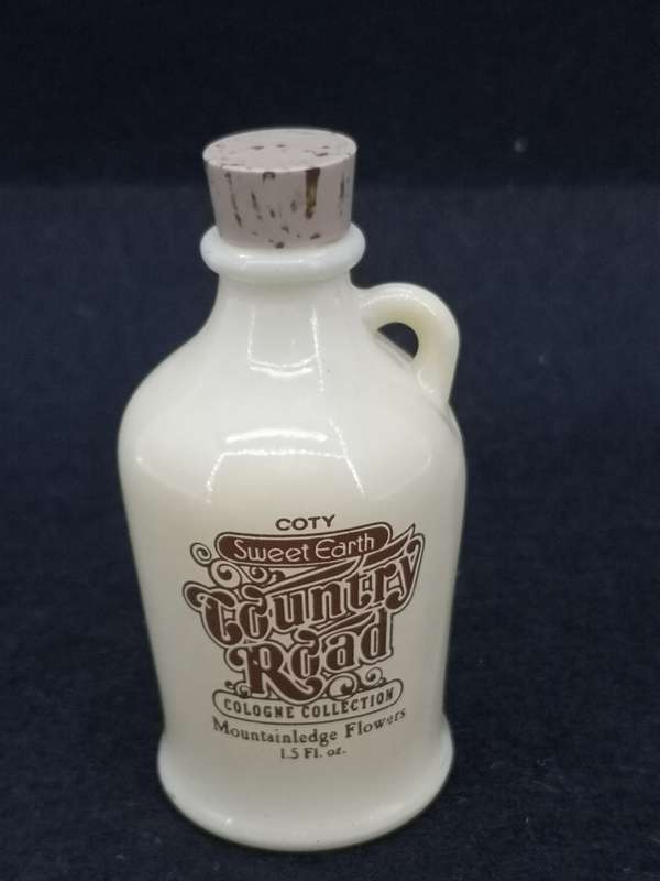 Vintage Coty Sweet Earth country road cologne bottle - Mountainledge Flowers