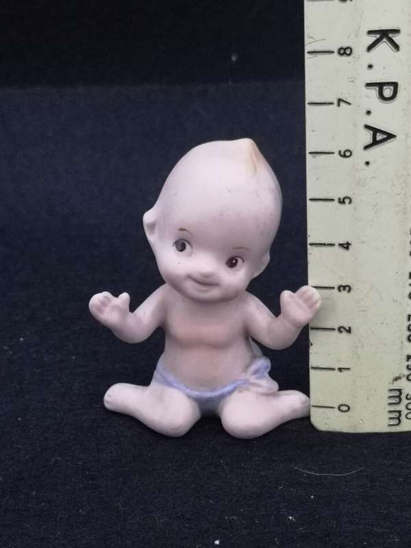 Vintage small porcelain Kewpie