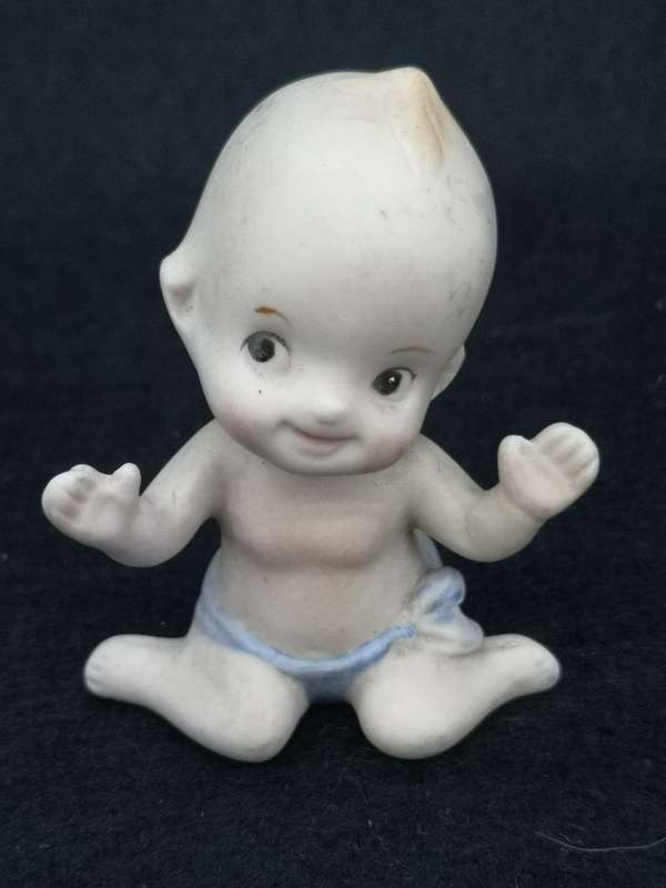 Vintage small porcelain Kewpie