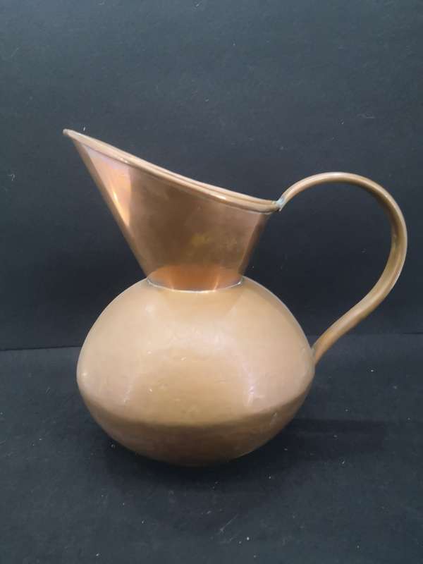 De Klerk Copper water jug  in good condition