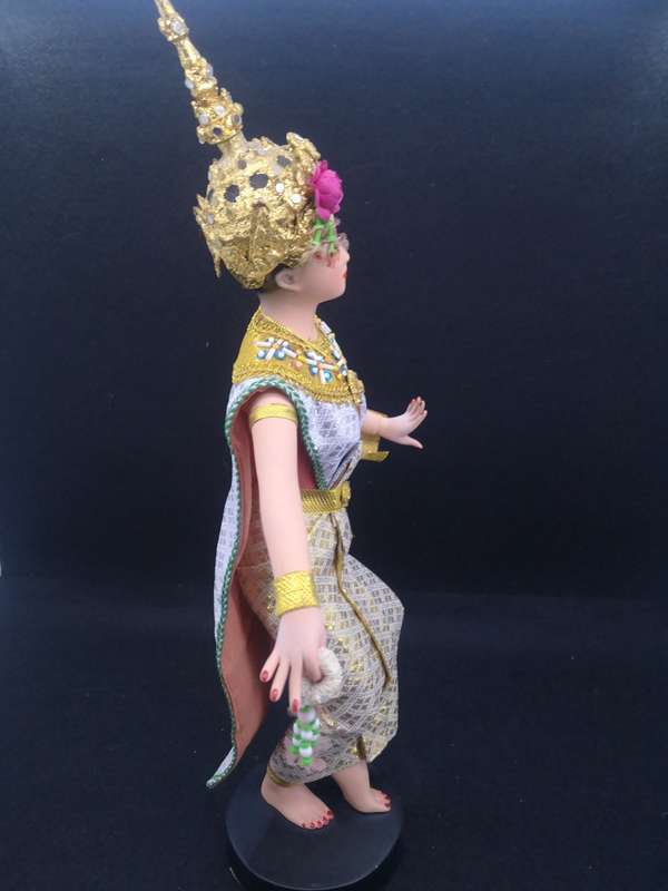 Asian Art Factory LTD. Piya doll Thailand vinyl or rubber dancing lady