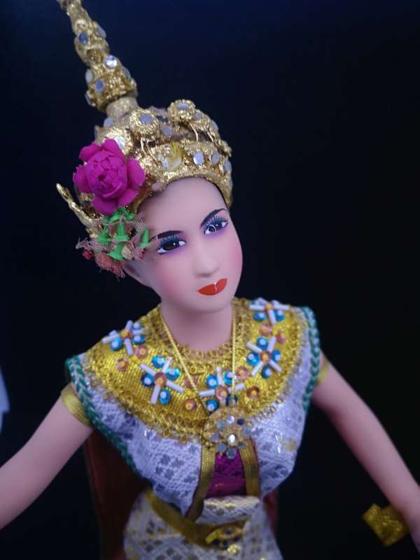 Asian Art Factory LTD. Piya doll Thailand vinyl or rubber dancing lady