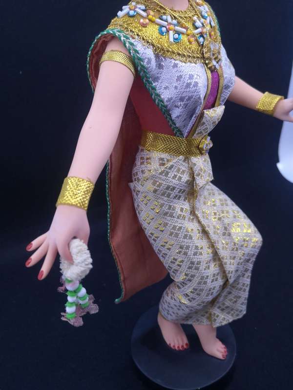 Asian Art Factory LTD. Piya doll Thailand vinyl or rubber dancing lady