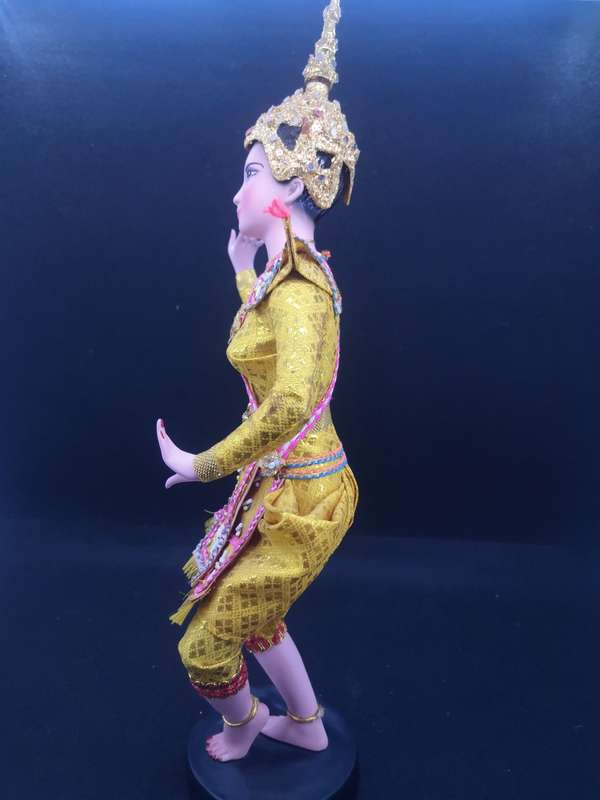 Asian Art Factory LTD. Piya doll Thailand vinyl or rubber dancing lady