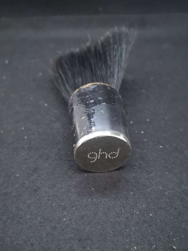 GHD neck Brush