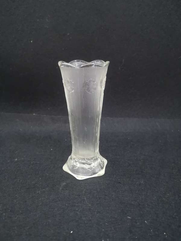 Pair of small bud vases