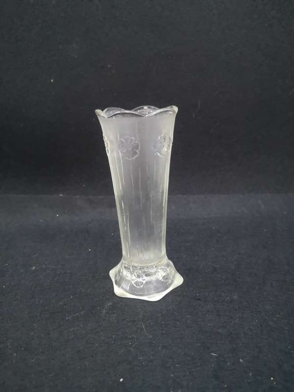 Pair of small bud vases