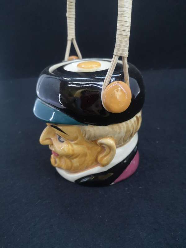 Caracter tea pot - made in Japan