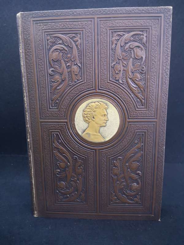Gorgeous Encyclopedia of health book set - 4