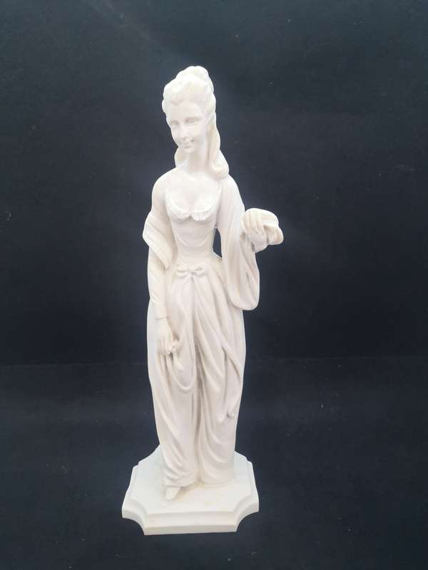 Vintage Arta Fina figurine