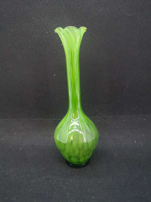 Stunning green glass vase