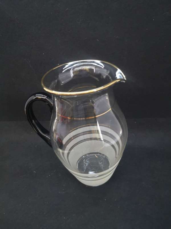 Glass water jug - Vintage