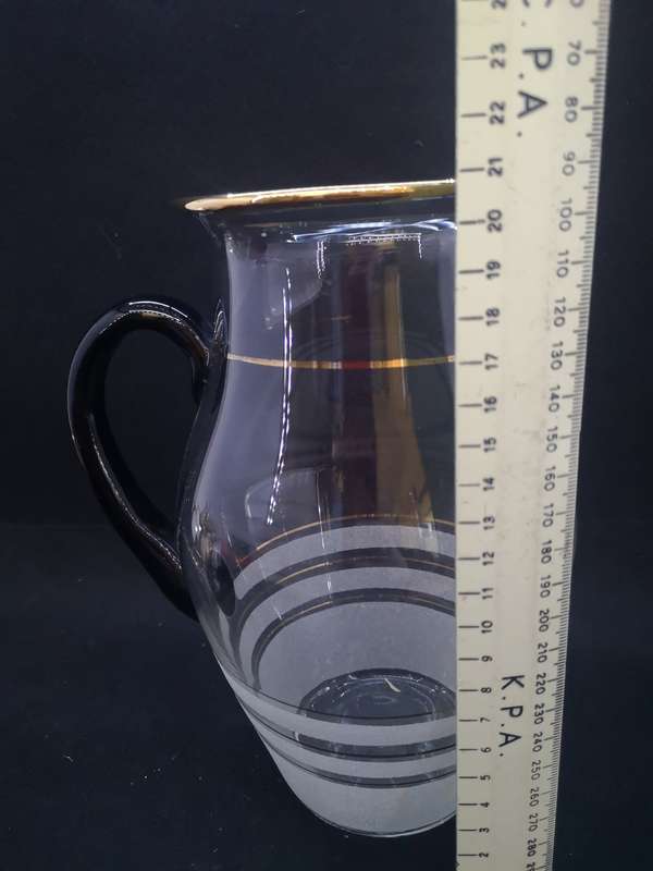 Glass water jug - Vintage