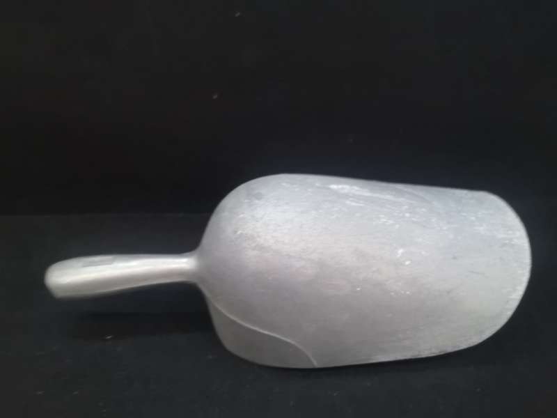 Huge aluminum scoop