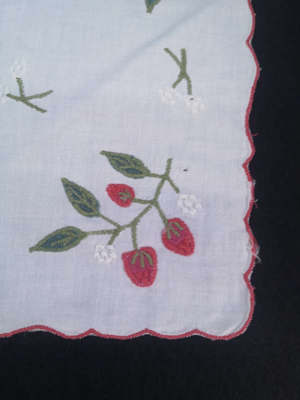 Vintage tray cloth