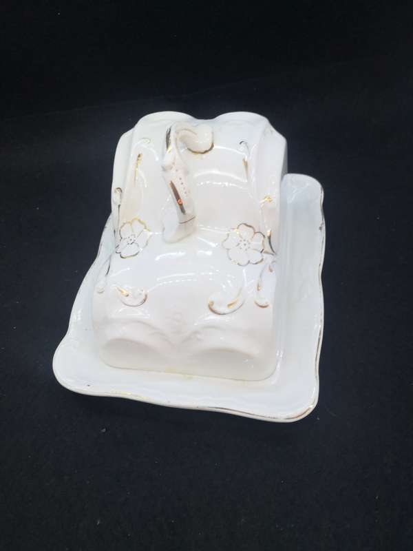 Vintage ceramic cheese/butter dish - handle repaired