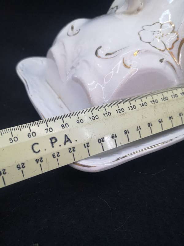 Vintage ceramic cheese/butter dish - handle repaired
