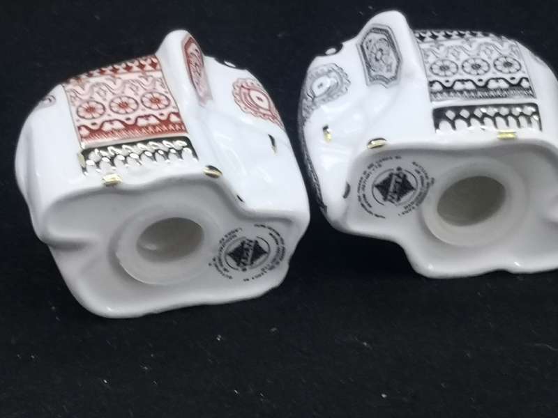 Mlesna Sri Lanka Elephant salt and pepper shakers