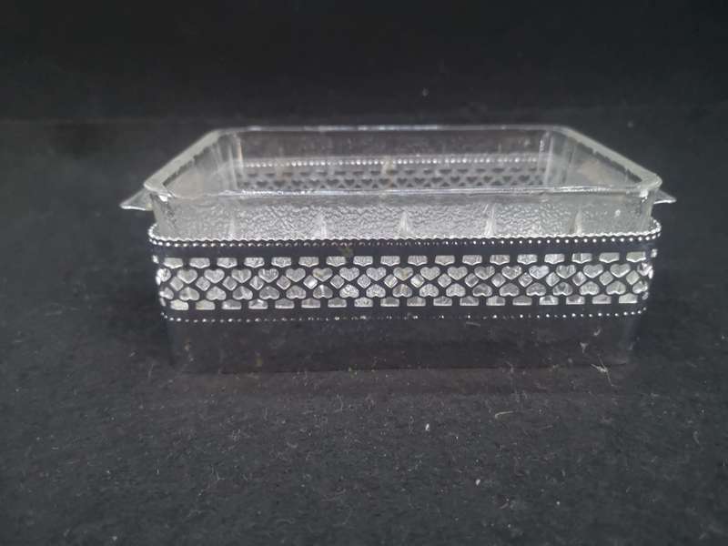Cased glass bowl