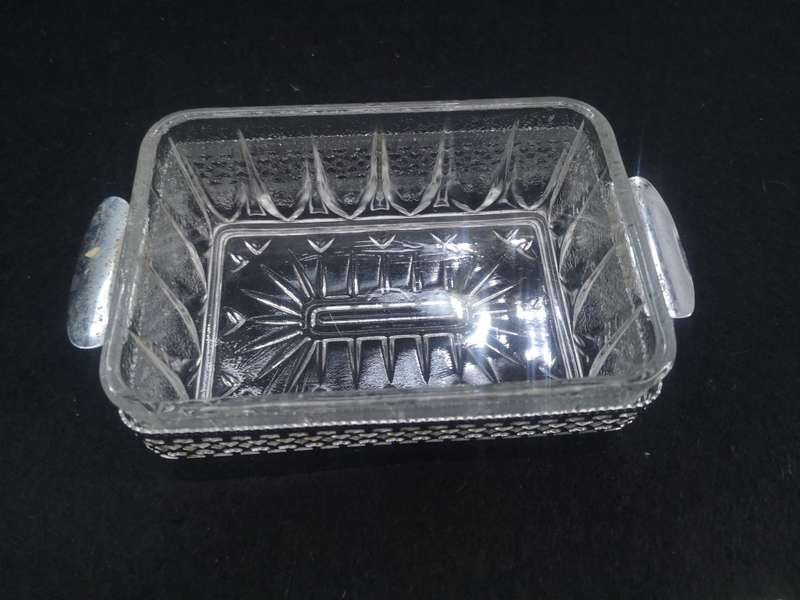 Cased glass bowl