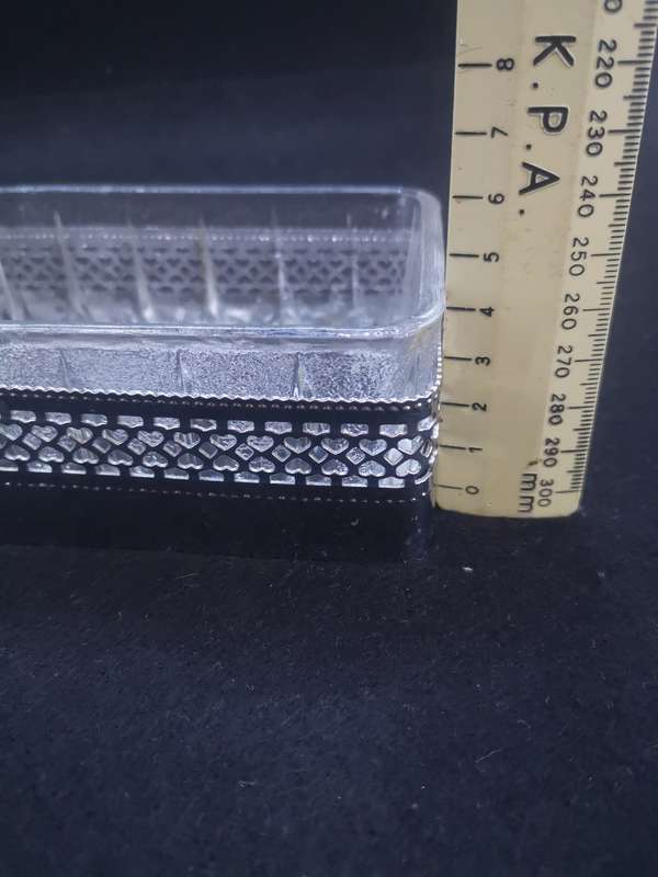 Cased glass bowl