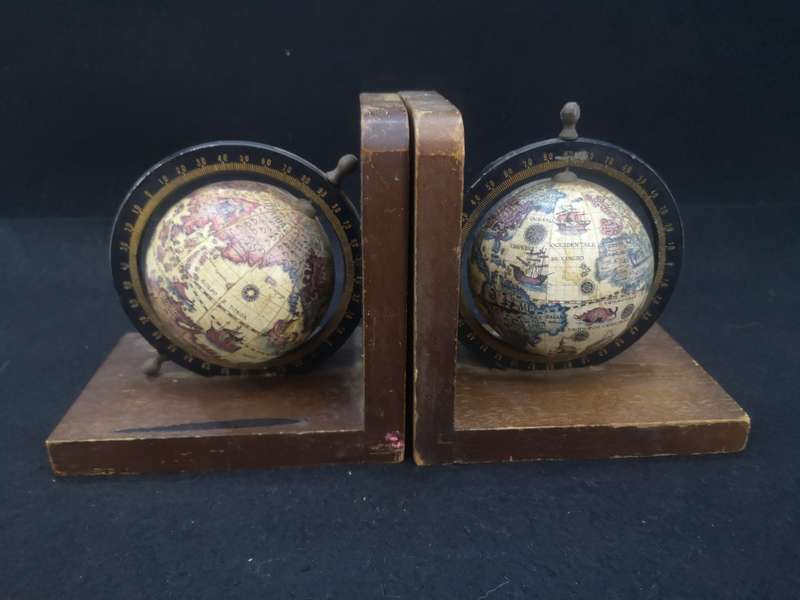 World globe bookends