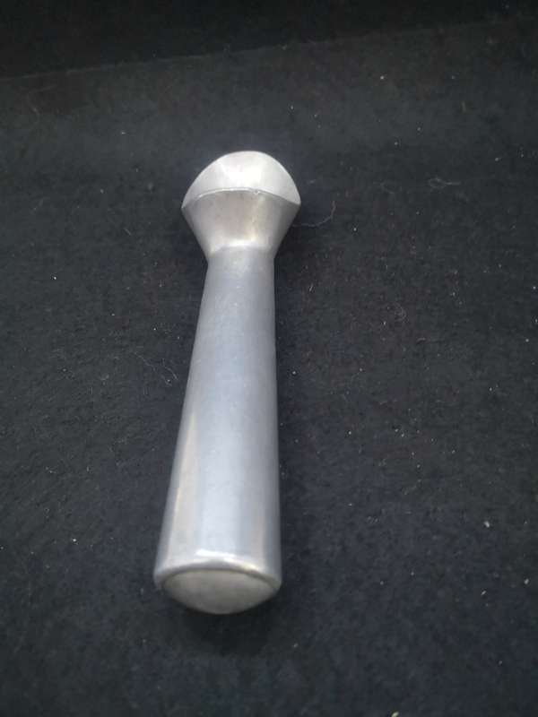 Solid ice cream scoop