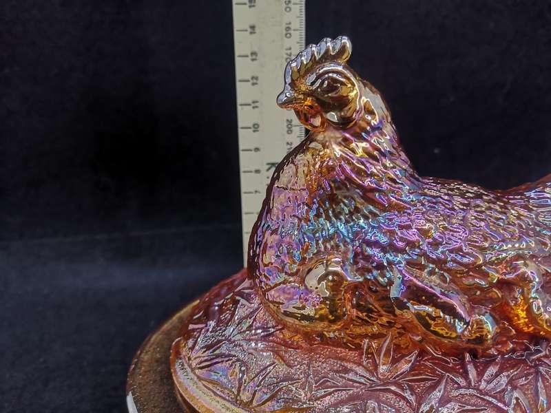 Vintage carnival glass hen on nest