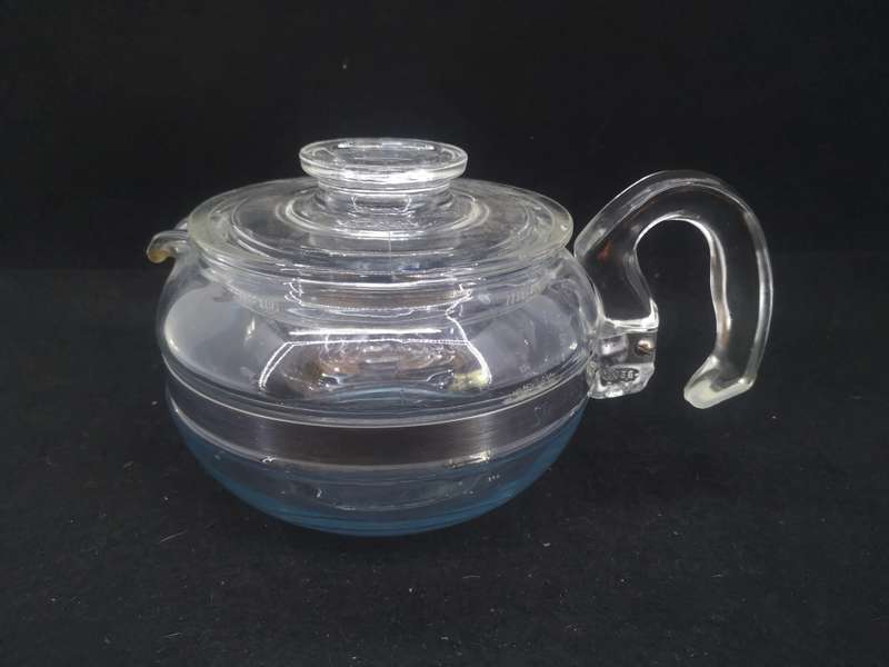 Vintage Pyrex Flameware glass teapot